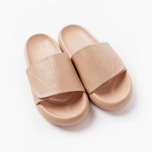 🌺New Roolee Basa Velcro Slides-Various Sizes